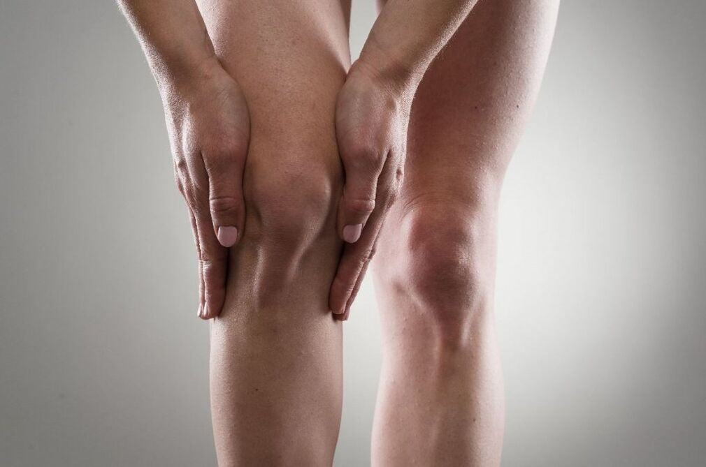 Il primo sintomo dell'osteoartrosi del ginocchio è il dolore al ginocchio